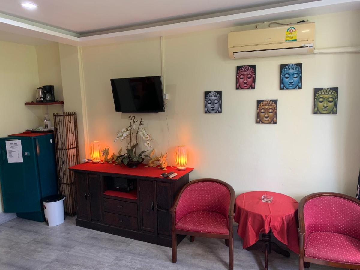 Fong Kaew And Baan Nang Fa Guesthouse Patong Exterior photo